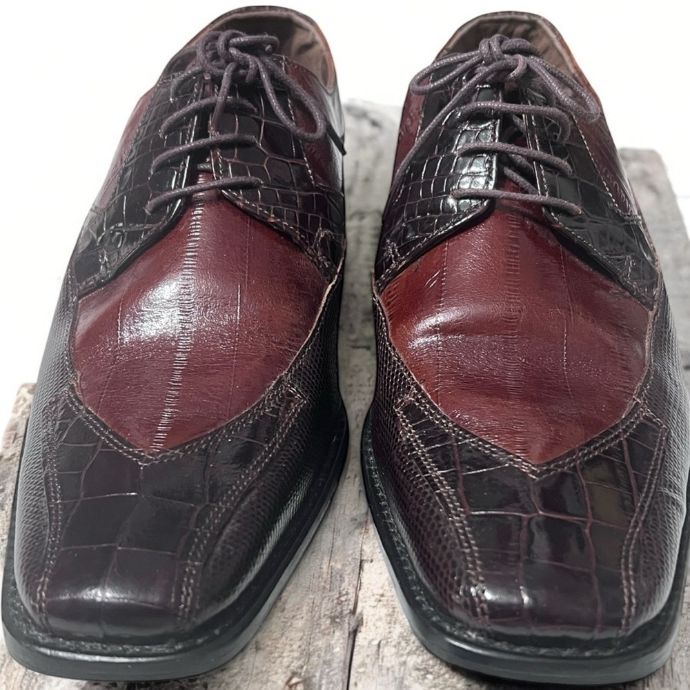 Stacy Adams Maroon and Chocolate Oxfords - Picture 2 of 15
